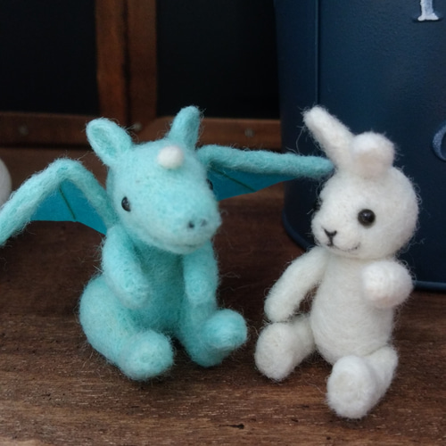 羊毛フェルト ベビードラゴン