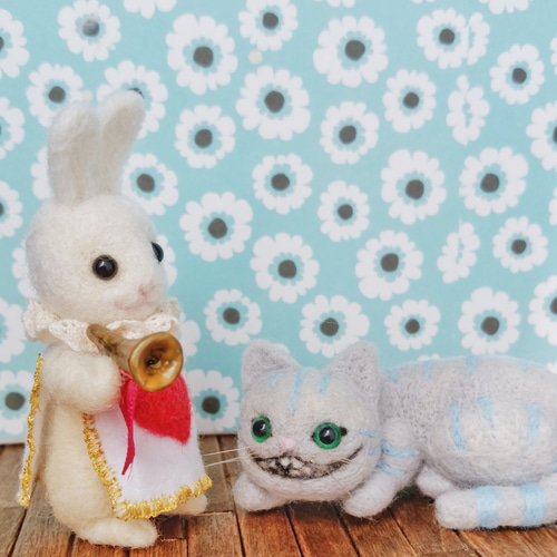 羊毛フェルト アートドール 白うさぎさん 羊毛フェルト アートドール