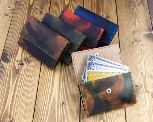 送料無料 高級 ヌメ革 イタリアンレザー 迷彩 カモフラージュ 柄 名刺