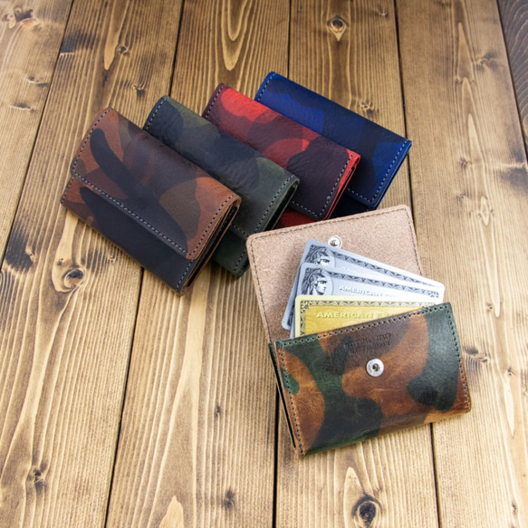 送料無料 高級 ヌメ革 イタリアンレザー 迷彩 カモフラージュ 柄 名刺入れ カードケース コインケース 5色 ギフト 1枚目の画像