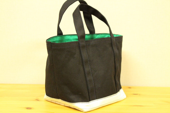 Simple  tote  1 2枚目の画像