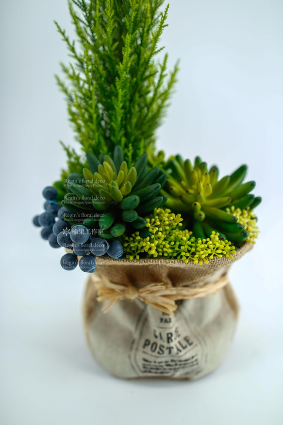 人造花飾-麻布袋藍莓果多肉植物小品 第2張的照片