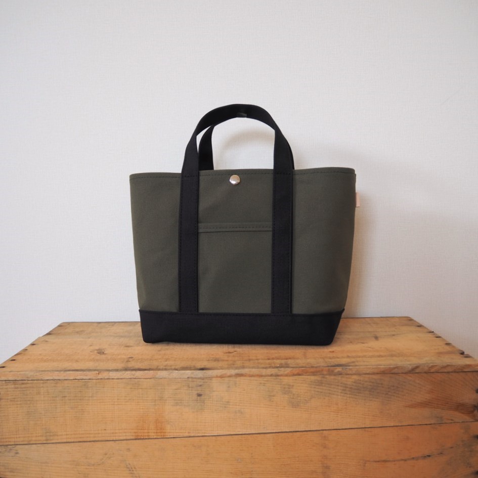 帆布Mトートバッグ　カーキ×クロ