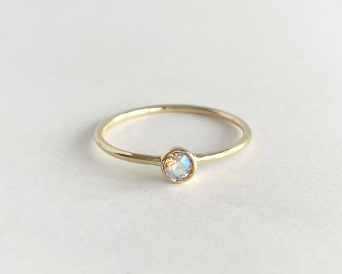 虹色スワロフスキーの一粒華奢リング・指輪 】13号ワンサイズ〈ONLY