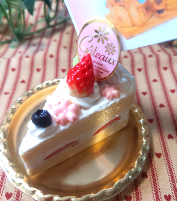 苺ショートケーキのメモスタンド    フェイクスイーツ 2枚目の画像