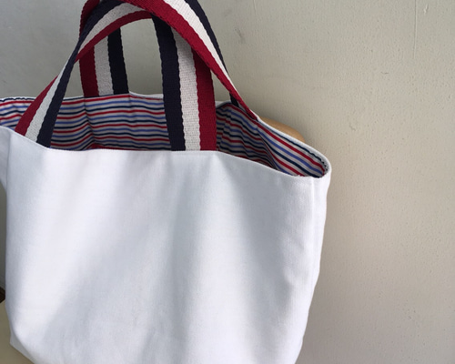 【クロスステッチ❤︎Bigトートバッグ】ハンドメイド　ヴェロニク トリコロール クロスステッチ❤︎Bigトートバッグ】ハンドメイドヴェロニク