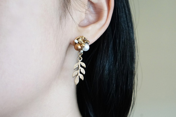 Minimily - 落秋．水晶珍珠耳環 (耳針/耳夾) 第7張的照片