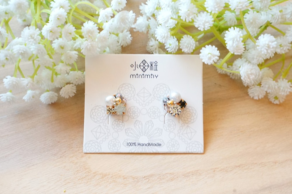 Minimily - 花朵 - 水晶珍珠18K吊飾耳環 (耳針/耳夾) 第4張的照片