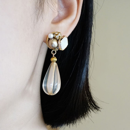 ミニマル - ロイヤル - クリスタルパールドロップイヤリング（医療用