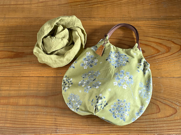 【夏の福袋】オリーブグリーンスヌード&紫陽花くったりバック【受注製作】軽い　 1枚目の画像