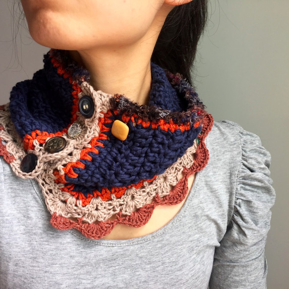 Creative cowl  |  Multi-ways hand crochet scarf  |  organic 2枚目の画像