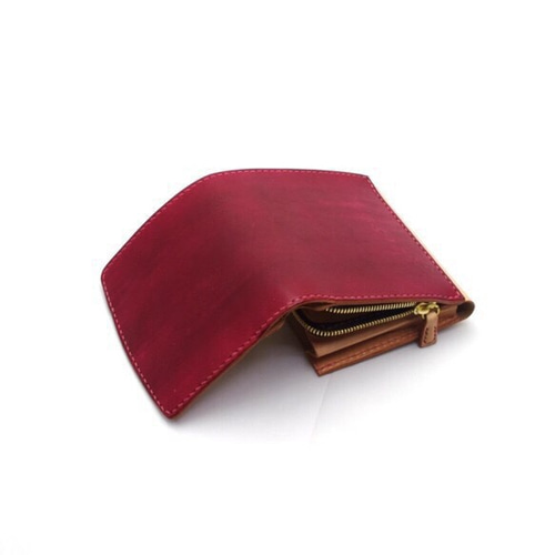 手染め / 総手縫いのハーフクラッチパース（ルージュ） 二つ折り財布