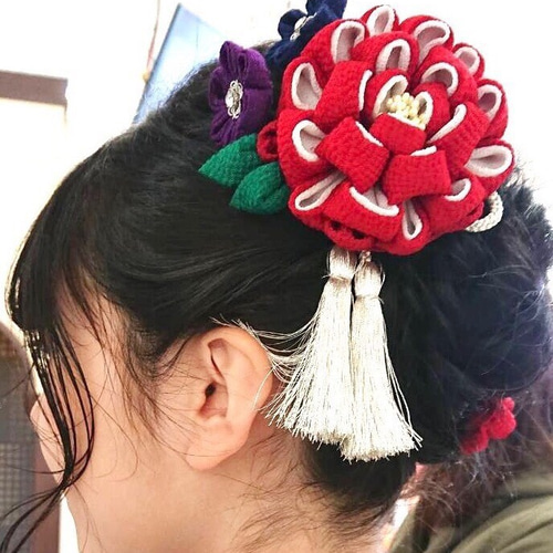 オーダーメイド／受注生産】つまみ細工／髪飾り【成人式／七五三／卒業