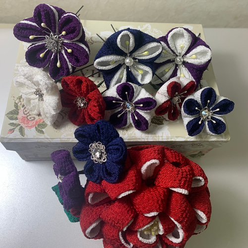 オーダーメイド／受注生産】つまみ細工／髪飾り【成人式／七五三／卒業