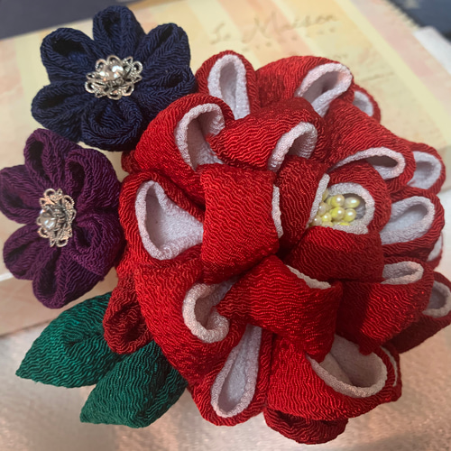 オーダーメイド／受注生産】つまみ細工／髪飾り【成人式／七五三／卒業