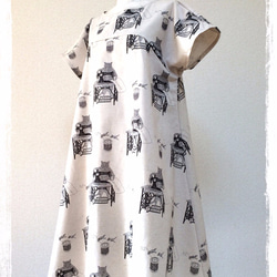 貓和古董縫紉機喇叭連衣裙*棉麻*藍灰色 第10張的照片