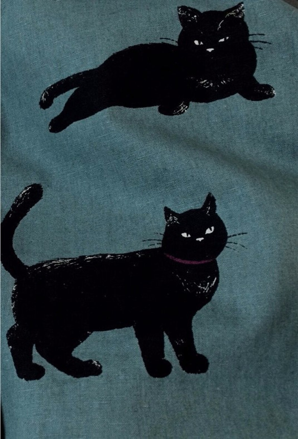 光滑黑貓*喇叭裙：棉麻：半袖：葉綠色 第7張的照片