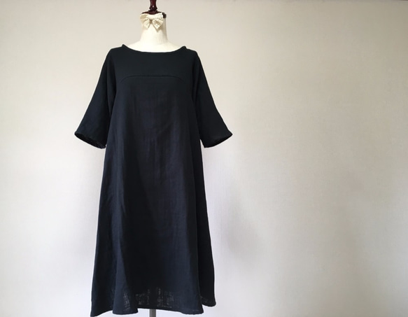 簡單素色喇叭洋裝 *柔軟雙層紗布 *100% 棉 *黑色 *半袖 第1張的照片