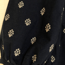 普羅旺斯風格*小花朵圖案的插肩連衣裙*棉麻*深藍色 第3張的照片