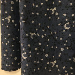 月亮和星塵*半袖簡約喇叭裙*夜空圖案 第3張的照片