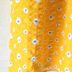 圓點花紋×壓花圖案*寬鬆插肩連衣裙*蜜黃色 第7張的照片