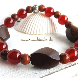 woodbeads series＊RED AGATE＊～天然石ブレスレット 1枚目の画像