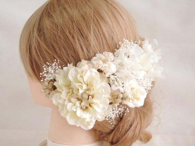 アンティークホワイト　クリーム　ベージュ　フォト　ウェディング　結婚式髪飾り　結婚式前撮り　成人式髪飾り　卒業式髪飾り