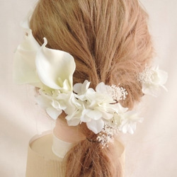 カラーのお花のヘッドドレス　　フォトウェディング　ウェディングドレス　プレ花嫁　白無垢　カラー　結婚式　和洋兼用　 1枚目の画像