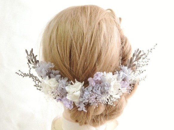 薄紫色の大人ウェディング　ブライダル　ヘッドパーツ　ヘッドドレス　結婚式　ラベンダー色　パープル　ドライフラワー