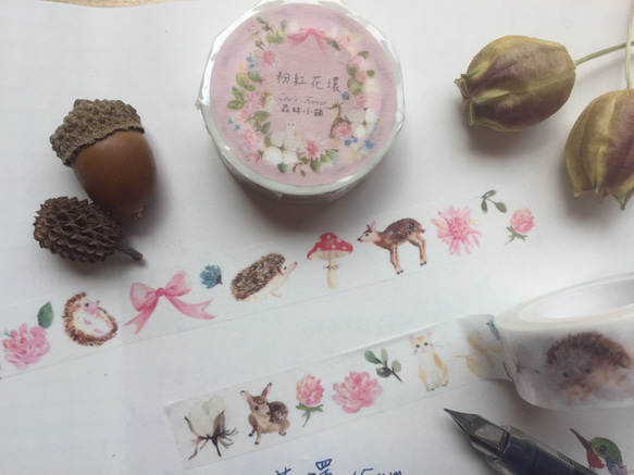Zoe's forest 12號和紙膠帶－粉紅花環（小鹿與刺蝟） 第2張的照片