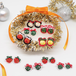 3D Cute & Mini Christmas Ball Embroidery Earrings *Handmade* 3枚目の画像