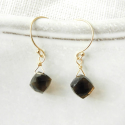 天然石シトリンダイヤカット14kgfフックドロップピアス ピアス（フック