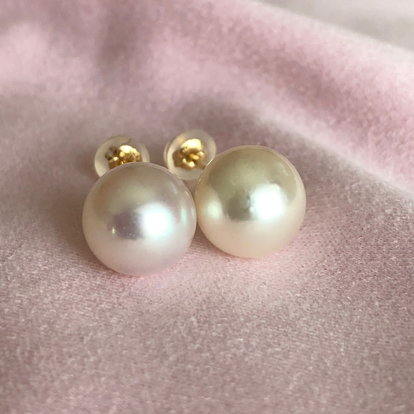 K18. 9mm. 越物 あこや本真珠 バロックパール ピアス 18金 ピアス