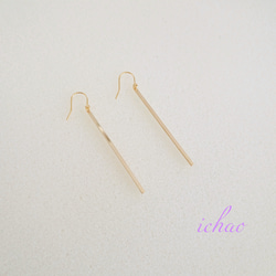 再入荷☆再再再…販♪高品質‼️24kgpフック×24kgp超ロングゴールドバーの大人ピアス 3枚目の画像