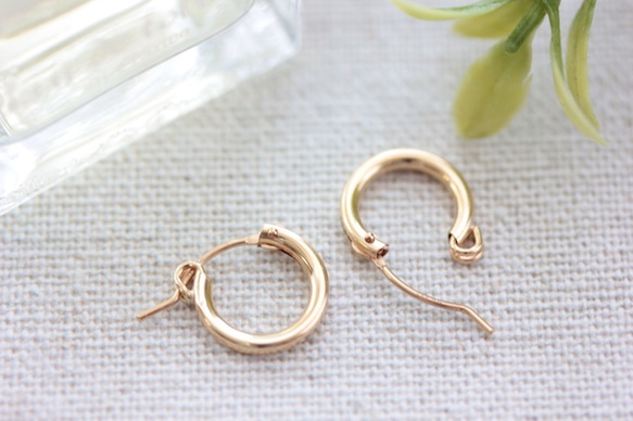 クリスマス｜14kgf 13mm フープピアス(線径2mm)｜ギフトラッピング無料 2枚目の画像