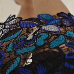 Flat 135 X 台灣設計師系列 4色花朵葉子蕾絲棉質布料 英式風格 窄版過膝鉛筆裙 小性感 第8張的照片