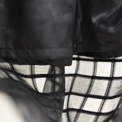 Flat 135 X 台灣設計師 透膚黑色方格紋路雪紡紗布料 法式長裙 第8張的照片