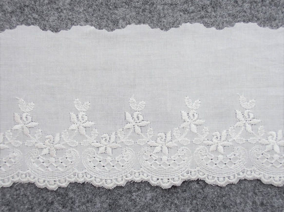 3.0ｍ以上＊花刺繍の綿レース＊オフホワイト 3枚目の画像
