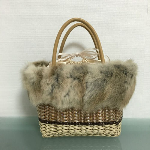 ラメルヘンテープのファー トートバッグ 7a4c87f44dab0fa662b8eb934dc4cd