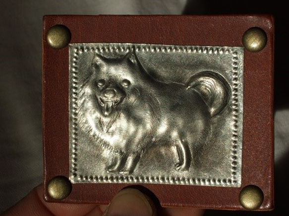 レザータグ　ポメラニアン犬　アップリケ　メタルワッペン　名入れ 7枚目の画像