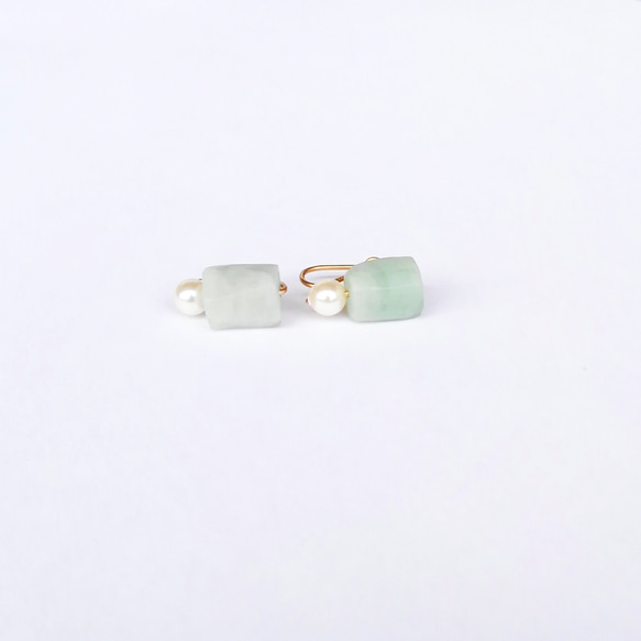 Jade × swarovski pearl : ノンホールピアス(イヤリング) 1枚目の画像