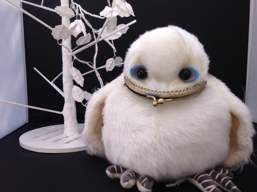 白ふくろうのバッグ