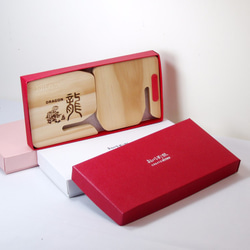 生肖狗 馬 龍  豬 蛇 羊 木製 手機座 生日禮物 接受個性化 簡單 圖案 名字 數字 第8張的照片