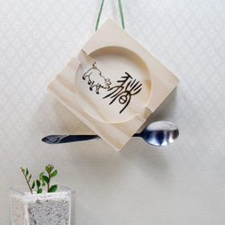 生肖 豬  牛 虎 兔 猴 雞  中華文化 木材 止滑矽膠 手機座 杯墊 國外朋友 禮物 第1張的照片
