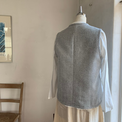 起毛 linen woolの優しいベスト＊ヘリンボーングレー＊暮らしの店sacchi＊ 2枚目の画像