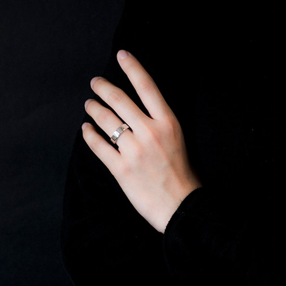 男女 窄面純銀戒指 第2張的照片