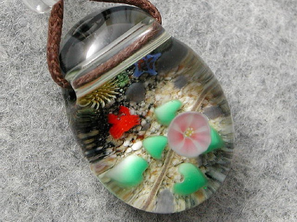 初夏の海辺 とんぼ玉 ガラス ネックレス No1003 1枚目の画像