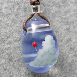 風船と入道雲 とんぼ玉 ガラス ネックレス No1027 3枚目の画像