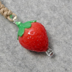 水の滴るイチゴ とんぼ玉 ガラス ネックレス No1752 2枚目の画像