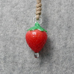 水の滴るイチゴ とんぼ玉 ガラス ネックレス No1752 6枚目の画像